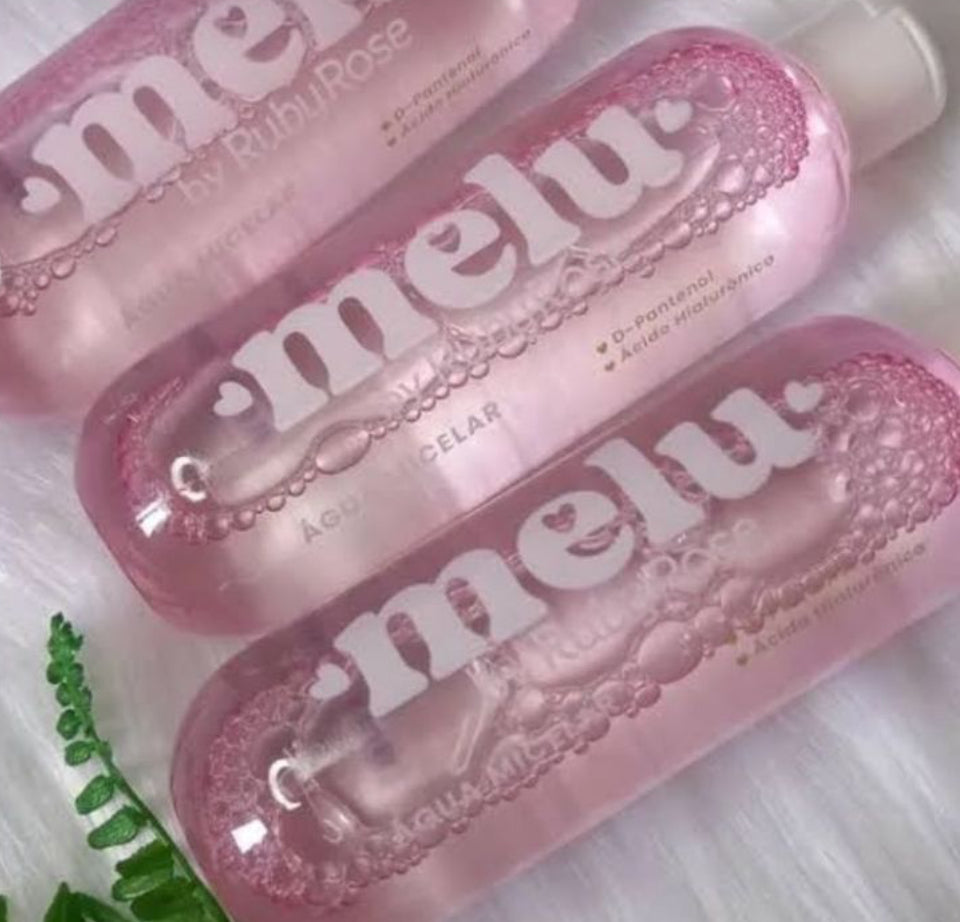 Agua micelar
